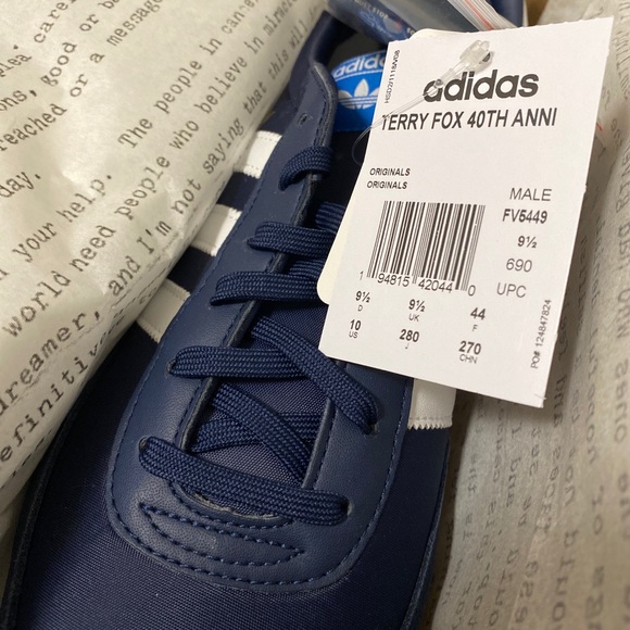 ADIDAS TERRY FOX 40th ANNIVERSARY SIZE US10 - Picture 7 of 9